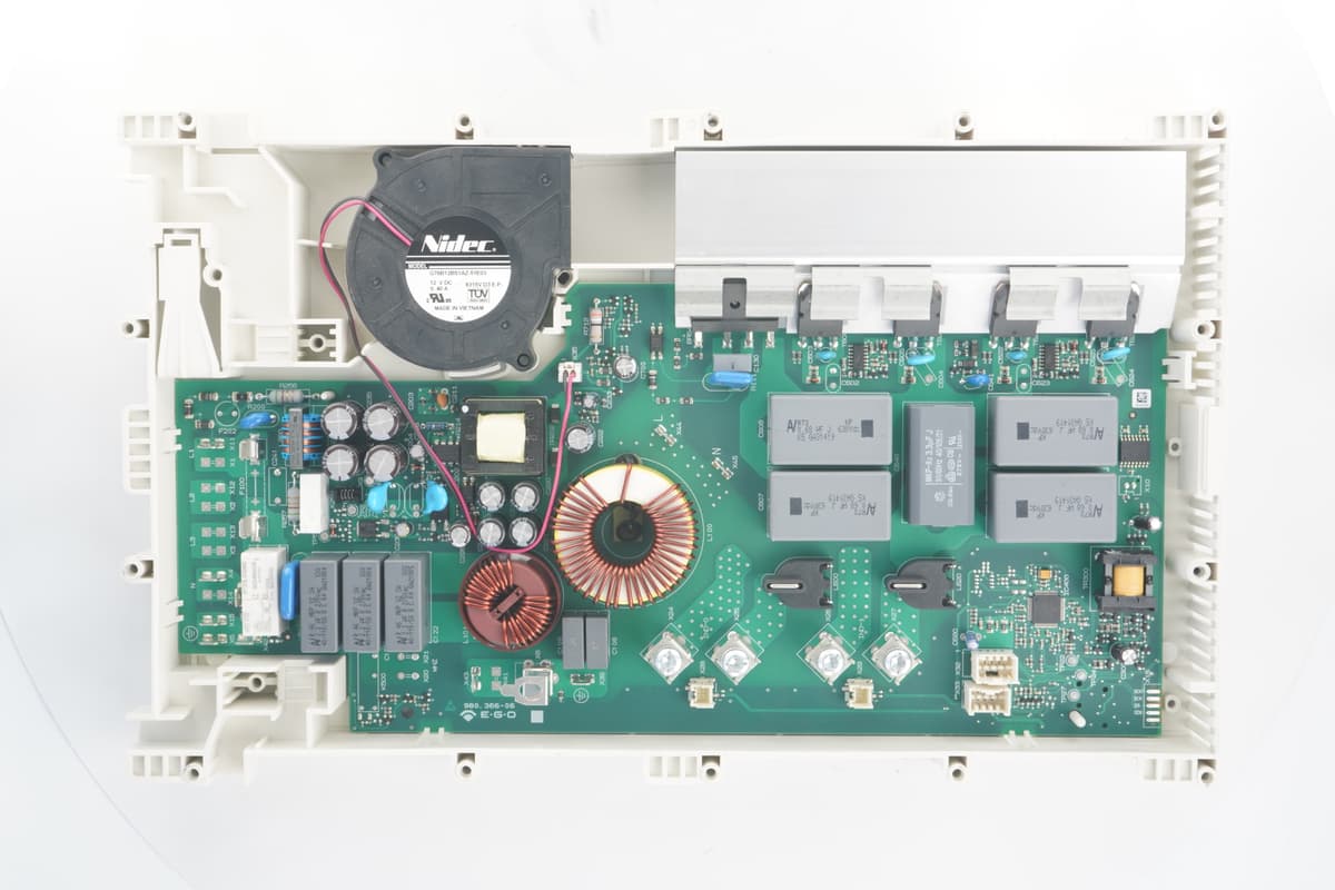 Miele Réparation carte électronique de la table de cuisson à induction